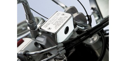 MASTER CYLINDER RESERVOIR CAP  BY SUZUKI INTRUDER C1500