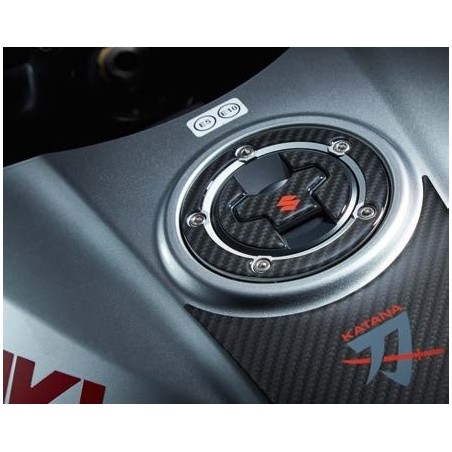 PROTECTOR CARBONO TAPON DEPOSITO SUZUKI KATANA 990D0-07L04-CRB