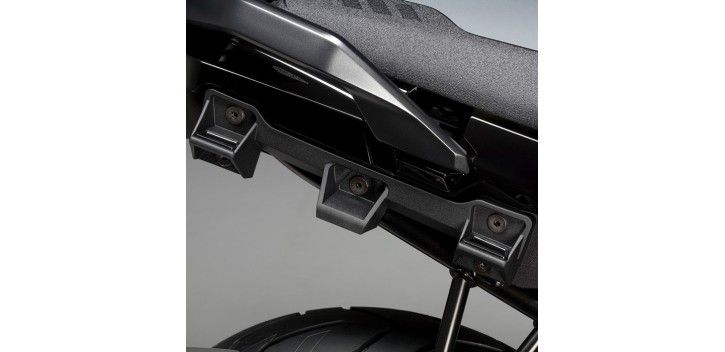 SOPORTE SUPERIOR MALETAS LATERALES V-STROM 1050