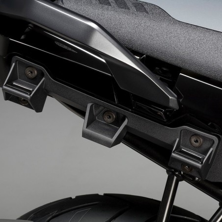 SOPORTE SUPERIOR MALETAS LATERALES V-STROM 1050