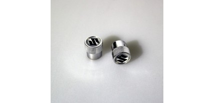 TAPONES DE VALVULA CON LOGO SUZUKI 