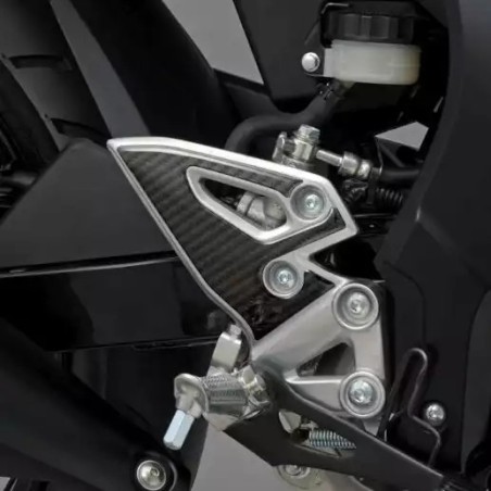 PROTECTOR TALONERA GSX125 R/S 