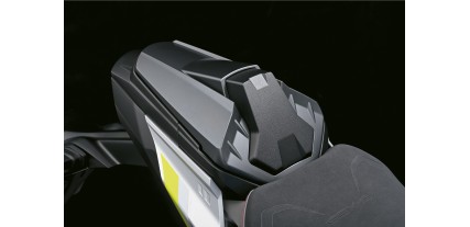 SUZUKI GSX-8S TAIL COVER