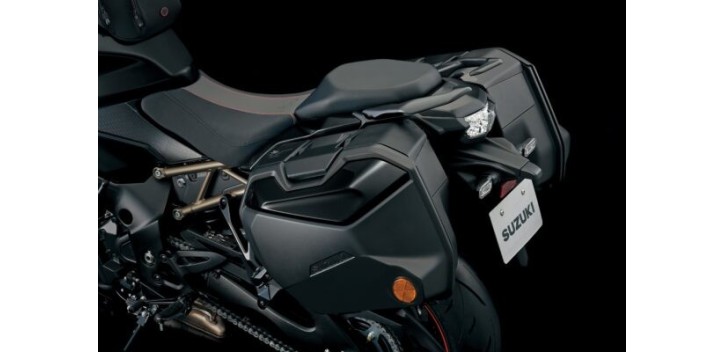 SIDE CASE SET GSX-S1000GT GLOSSY BLACK GLAZE