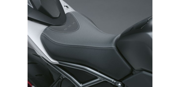 ASIENTO BORDADO GSX-8R/S