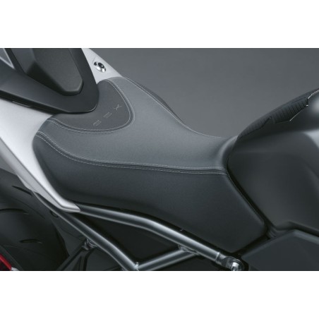 ASIENTO BORDADO GSX-8R/S