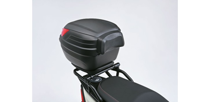 RESPALDO BAUL NEGRO 27L. SUZUKI